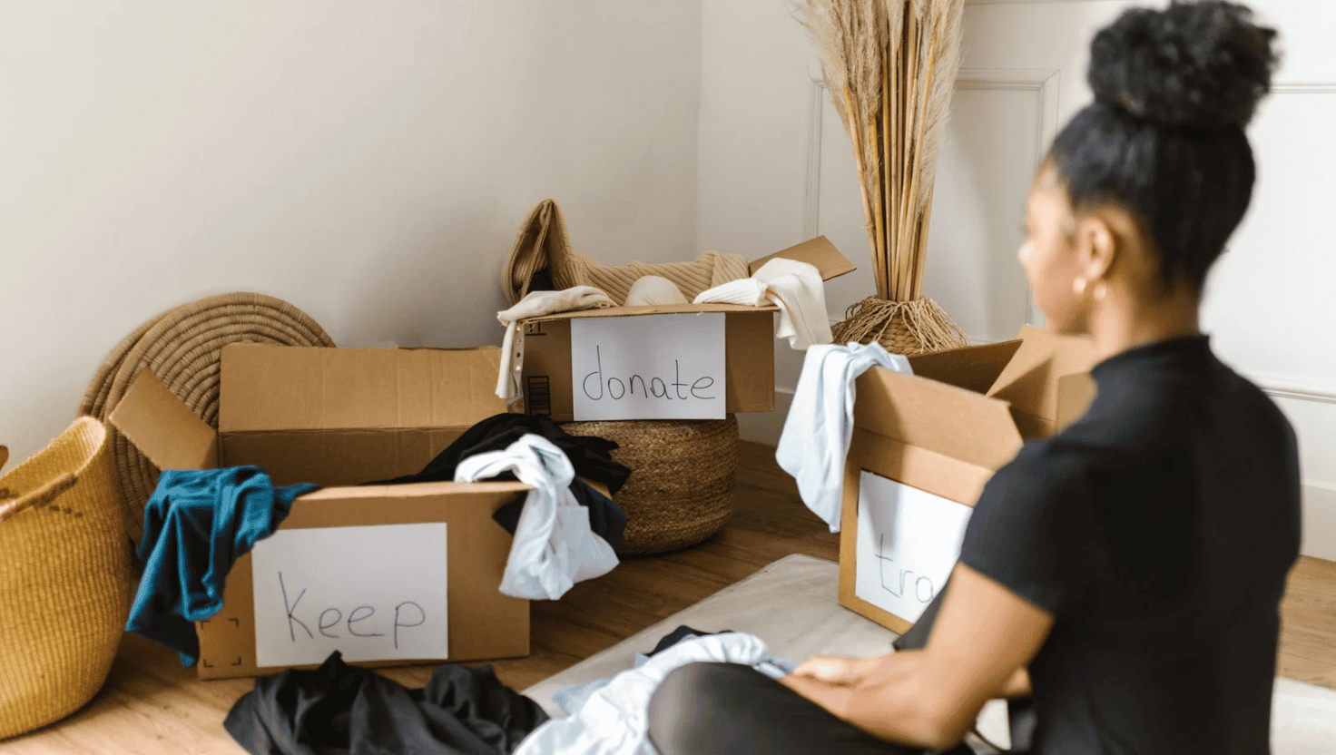 Read more about the article Decluttering Tips Before Your Move