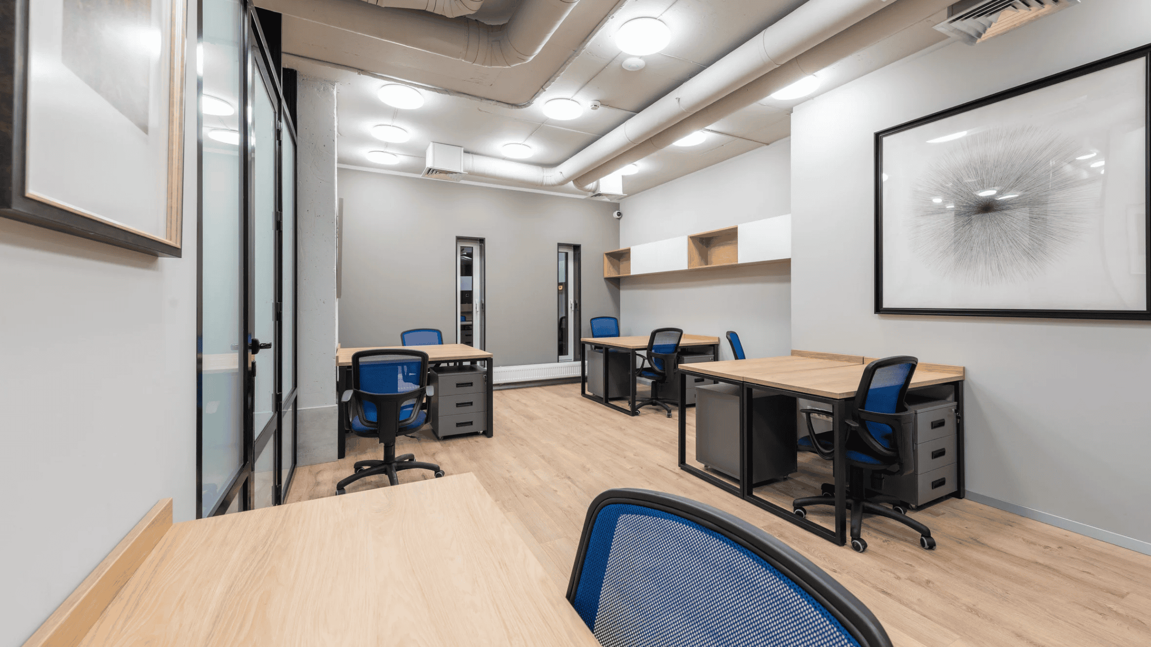 Read more about the article Your Small Business Is Growing: Essential Tips for Moving to a Bigger Space